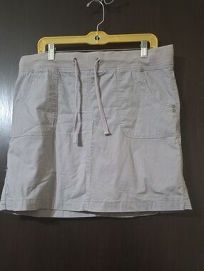 Telluride Clothing gray skort Large